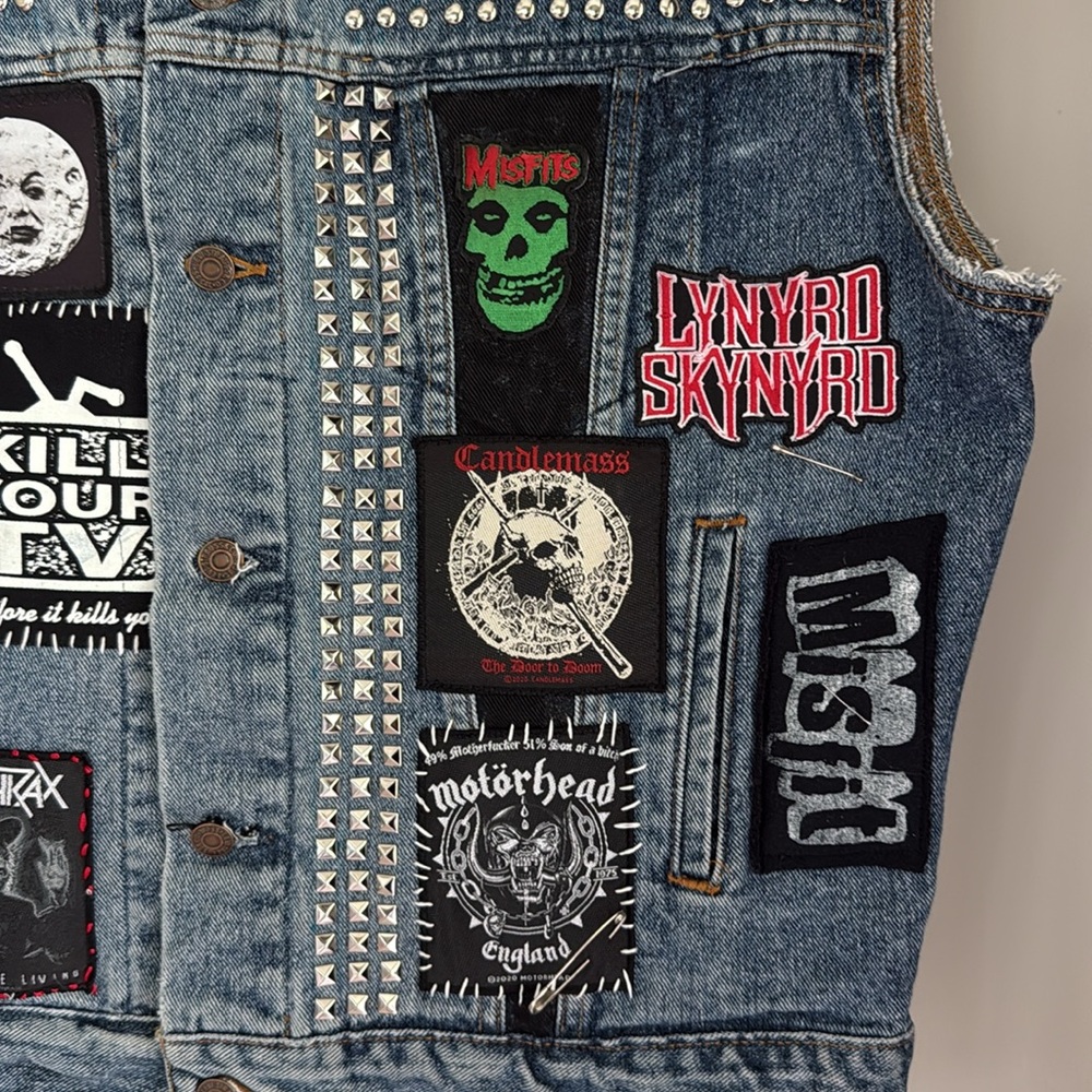 Levi Jacket Distressed - Picture 3 of 13